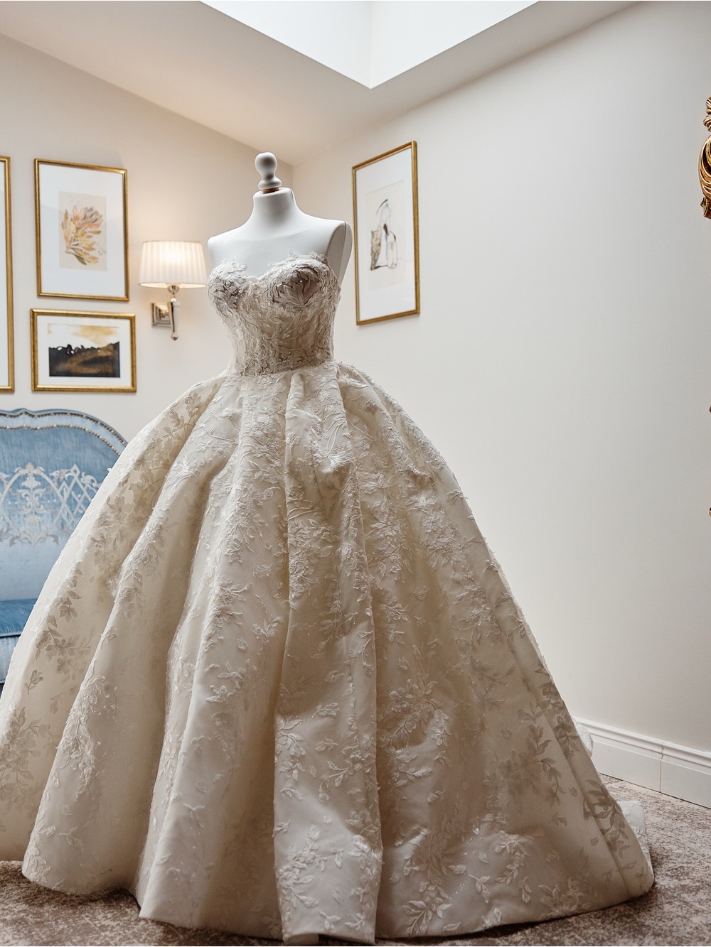 Leah Da Gloria Couture wedding gown —- A dream to wear